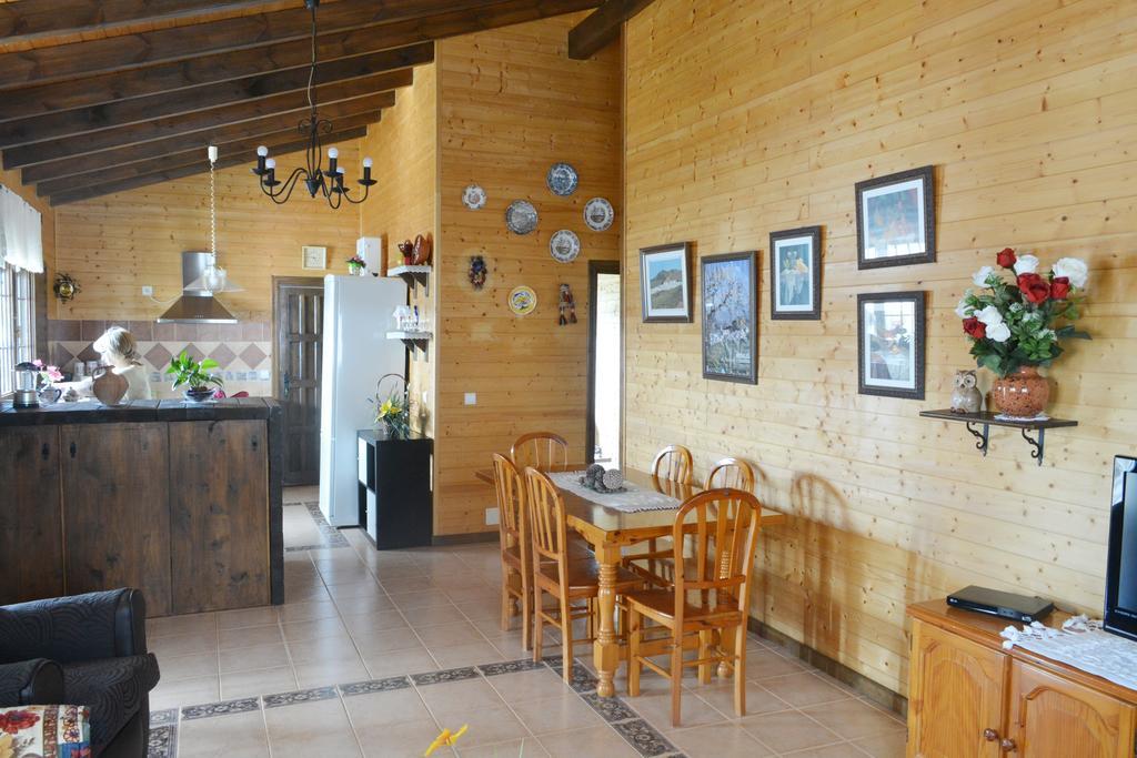 La Casita De Madera Villa Ardales Buitenkant foto